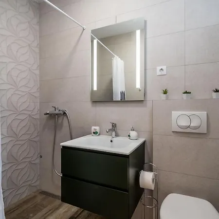 56 Apartment *
